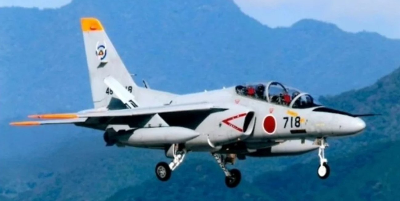 Un avión militar japonés se estrelló en el lago Iruka y dejó dos desaparecidos