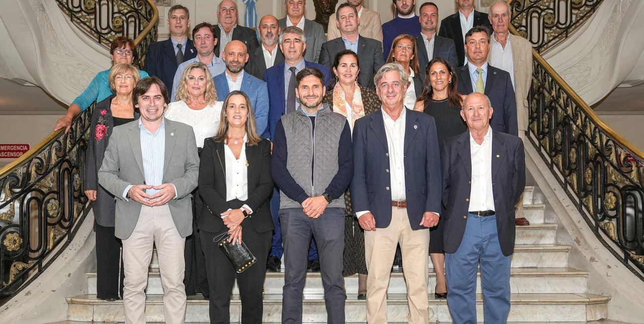 Retenciones en la agenda de Pullaro con las mesas de enlaces nacional y provincial