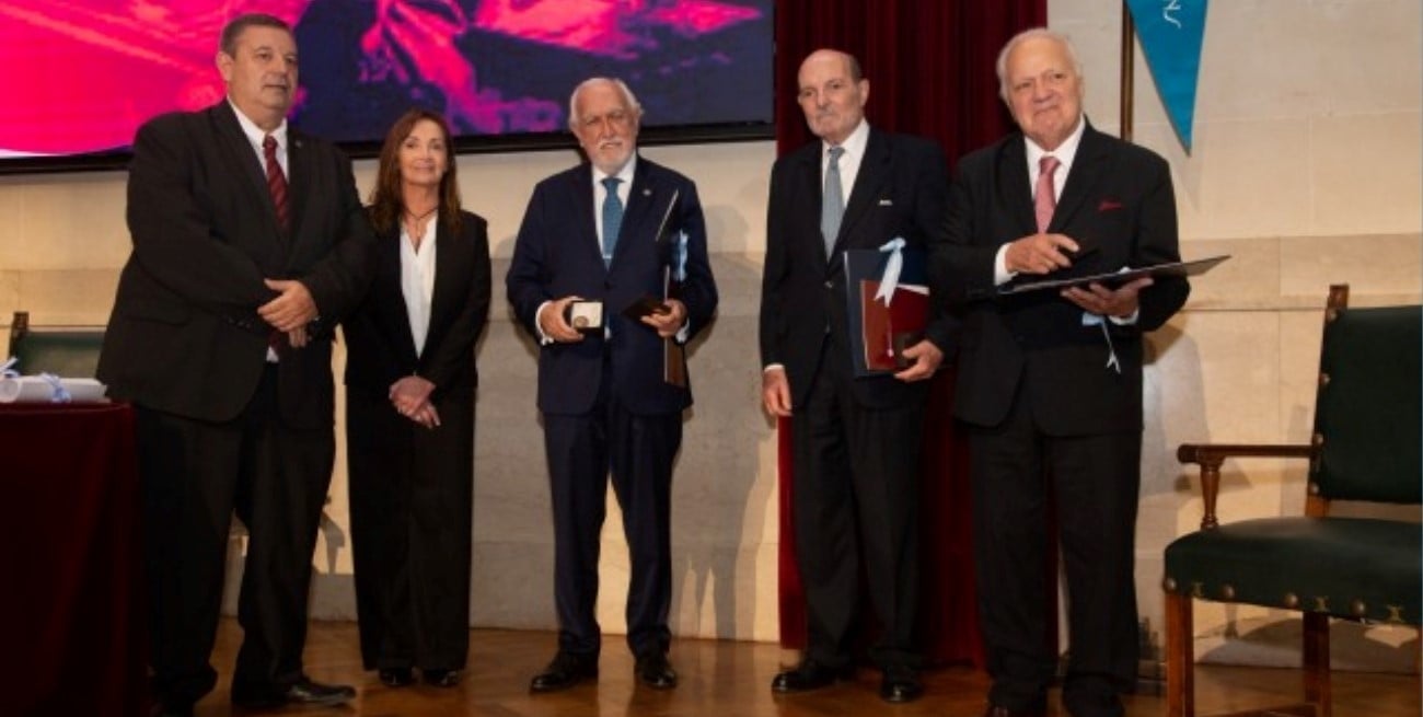 Paraninfo multicolor