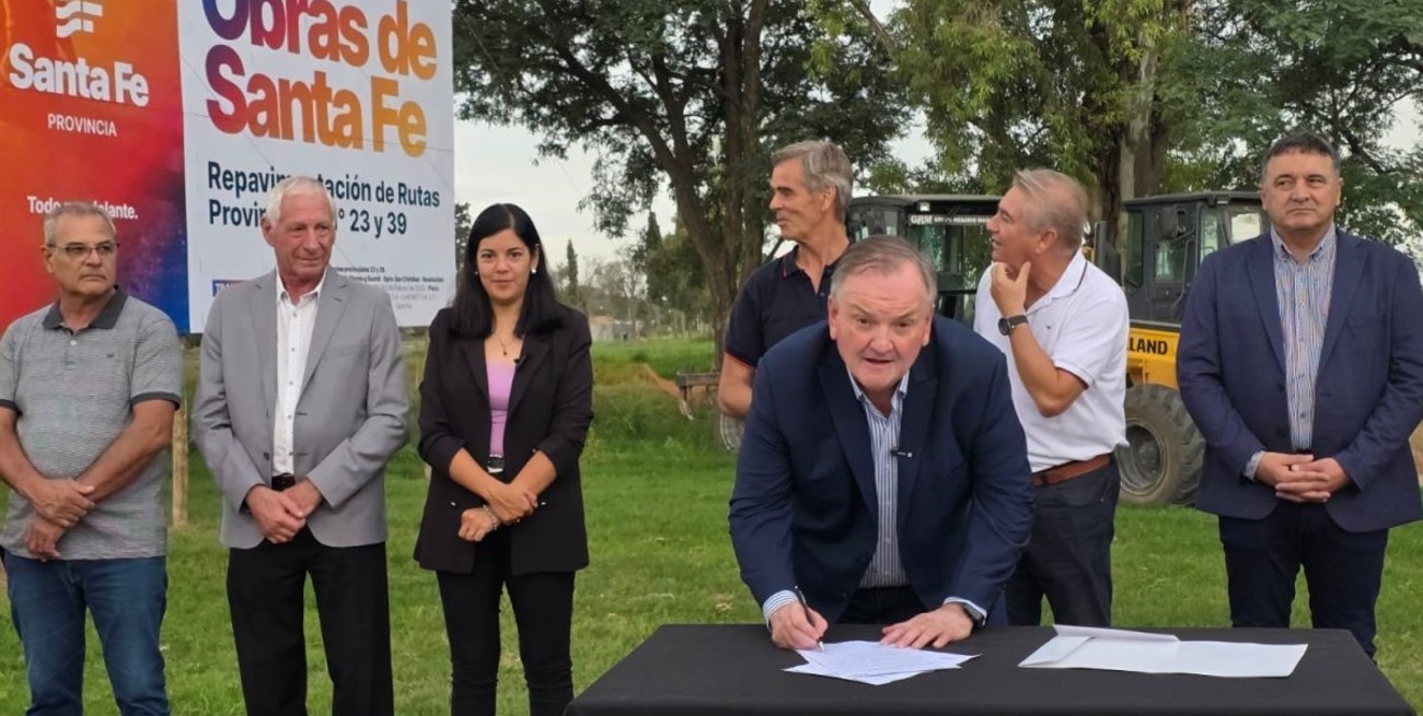 Michlig participó de la firma del acta de inicio de obras de repavimentación de las Rutas Provinciales 23 y 39
