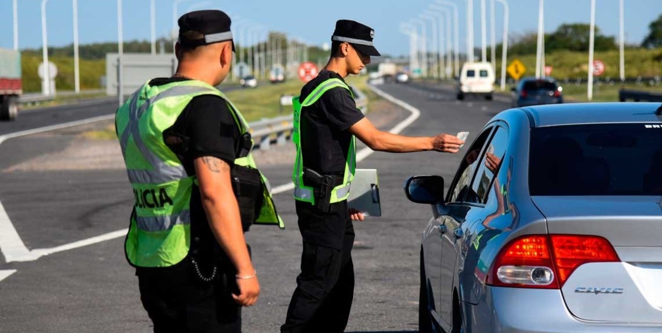 Santa Fe mantiene la renovación presencial de licencias de conducir con controles médicos

