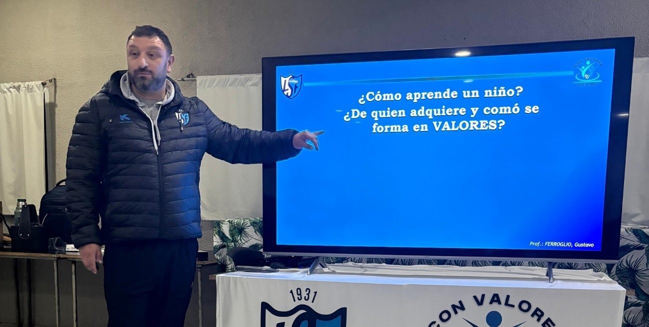 La Liga Santafesina prepara el Primer Congreso de Fútbol Formativo en ATE Casa España