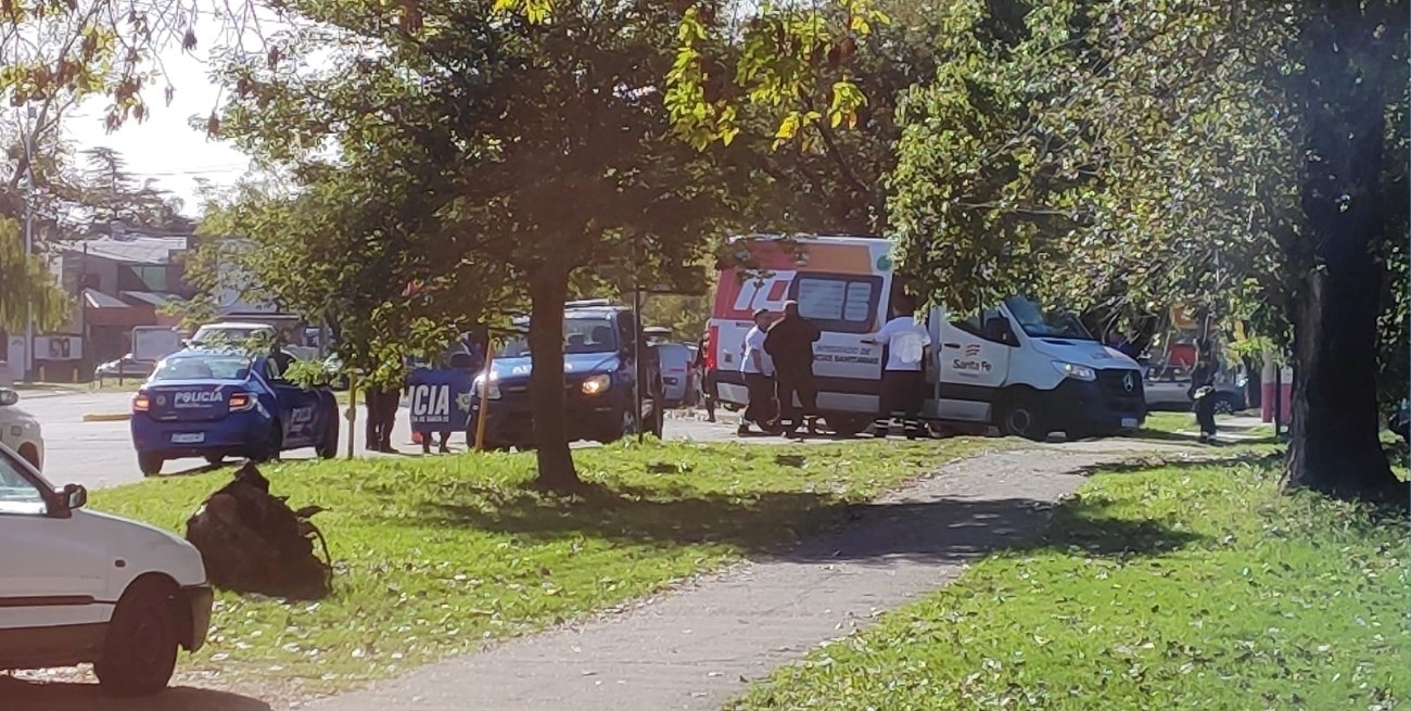 Una mujer y una adolescente sufrieron graves lesiones por un choque en avenida Peñaloza