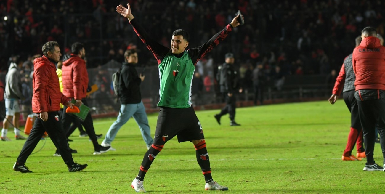 Racing avanza por Forneris, aunque en Santa Fe se bajan los decibeles