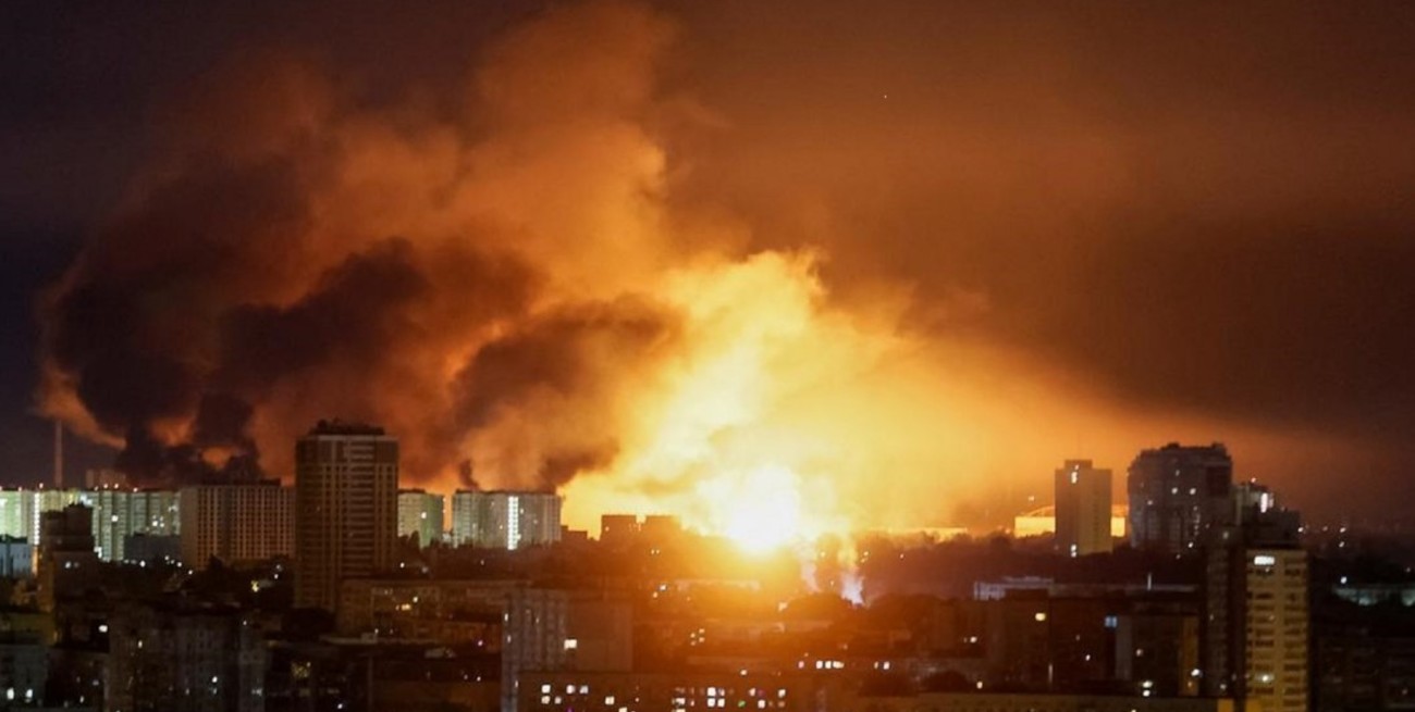 Zelenski pide "determinación" internacional frente a Rusia