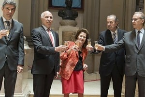 La última vez que la Corte funcionó con los cinco miembros en que la ley fija actualmente su integración fue en 2021, antes de la renuncia de Elena Highton y la jubilación de Juan Carlos Maqueda. Crédito: Archivo El Litoral.