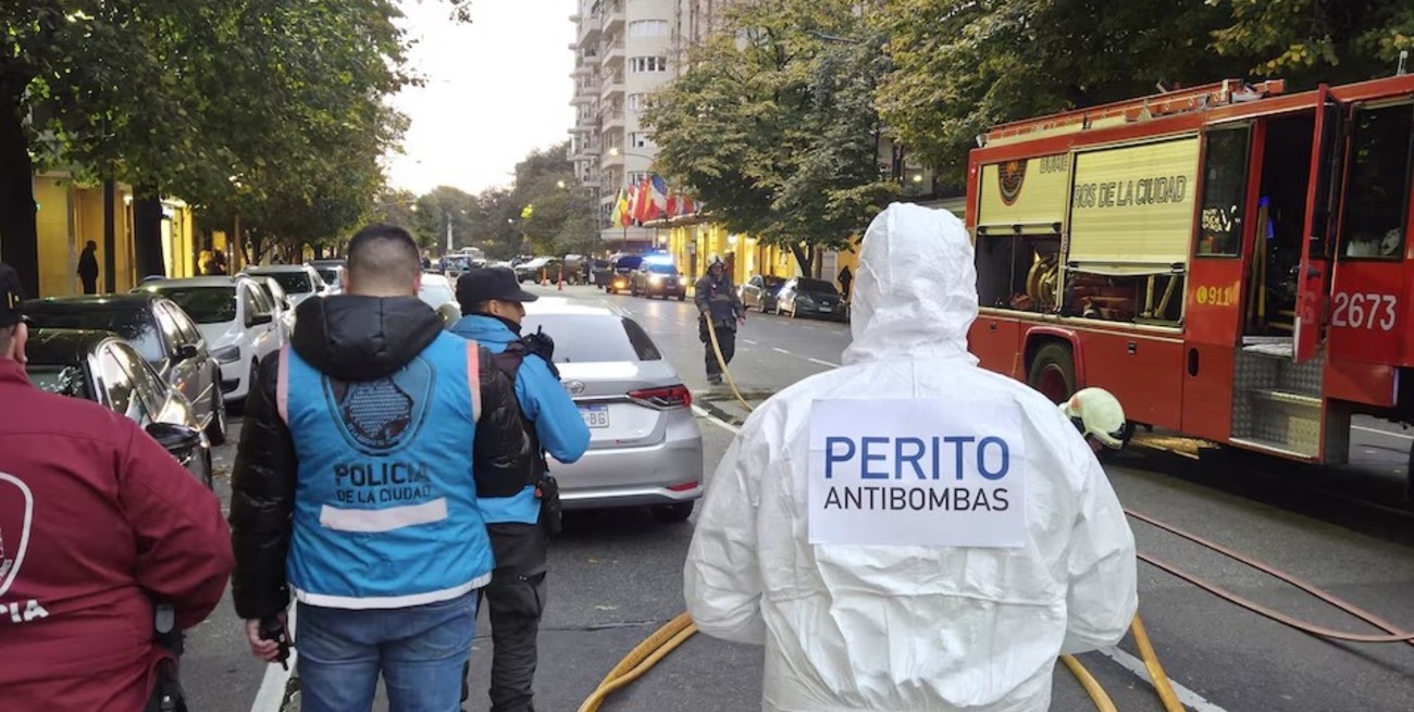 Le negaron la suite presidencial en el hotel Alvear y amenazó con detonar una bomba