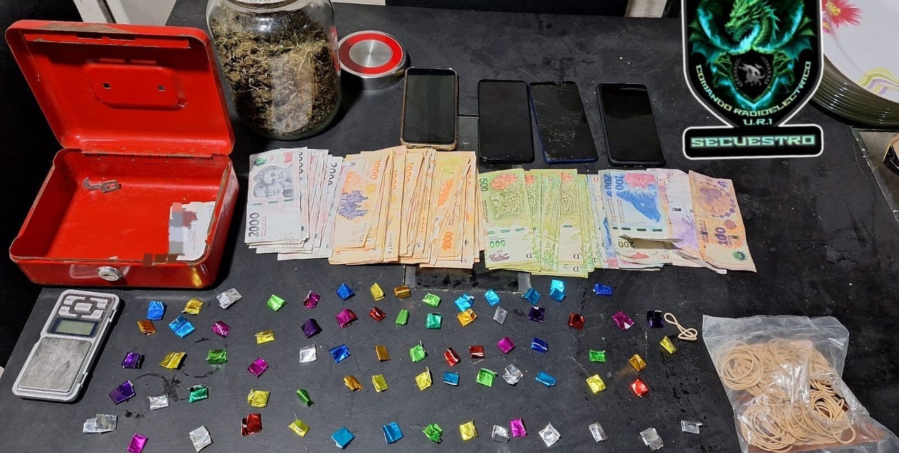 Persecución policial terminó con  el hallazgo de un kiosco narco