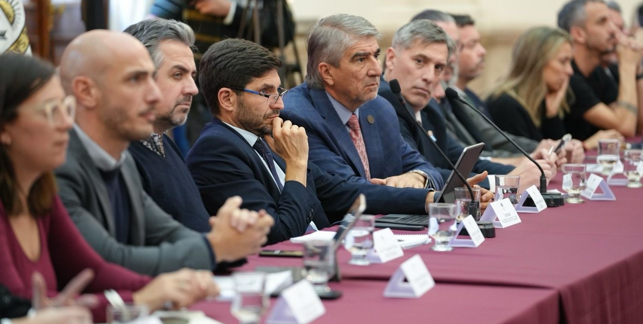 Pullaro detalló indicadores de criminalidad, cobertura judicial y obra penitenciaria