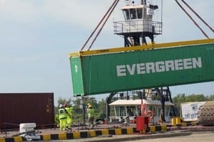 "La carga está", afirman actores públicos y privados a El Litoral. Pero falta la gestión comercial que encuentre el disperso universo empresario con el exigente rigor de la "reserva de bodega" en las navieras de cabotaje y marítimas. Foto: Archivo EL