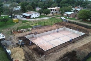 La nueva pileta pública de Sauce Viejo será de 12 metros de ancho por 25 de largo.