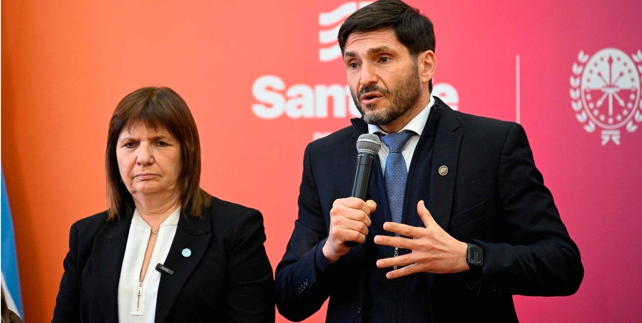 Claroscuros de la convivencia entre las gestiones de Milei y Pullaro