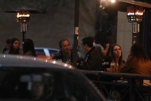 Los balcones fueron apropiados socialmente por los santafesinos. Crédito: Manuel Fabatía