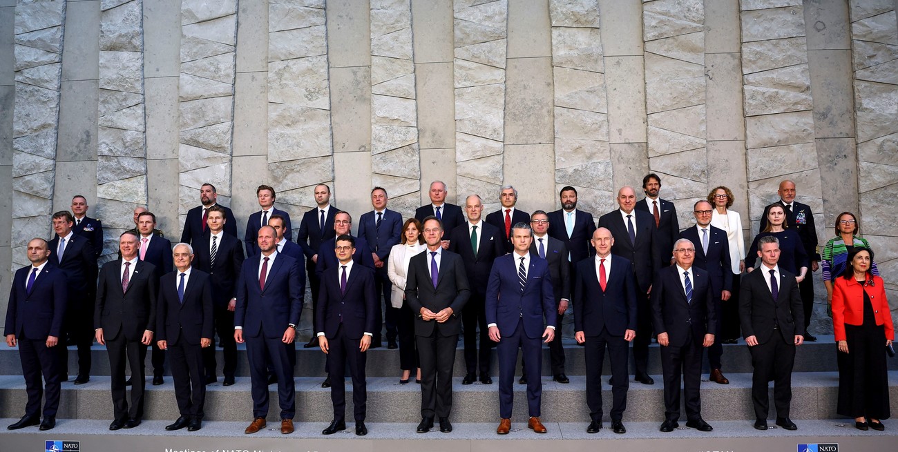 La OTAN aprobaría un incremento en el presupuesto de Defensa y compras militares