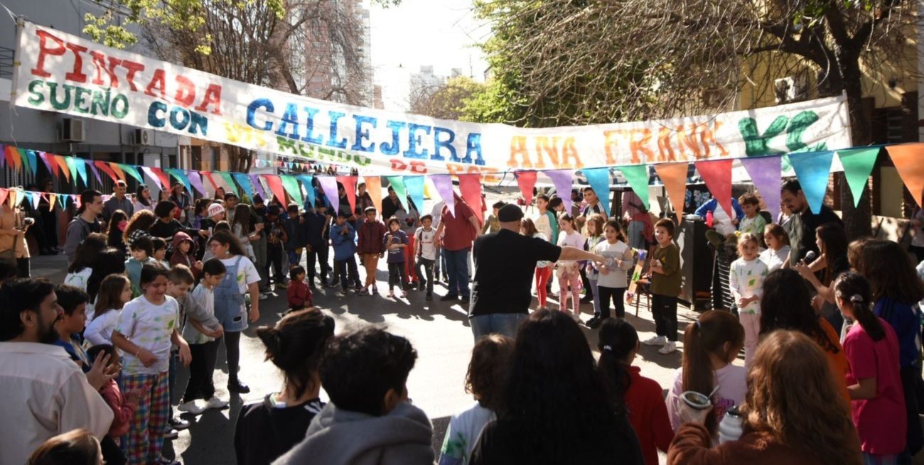 "Sueño con un mundo de paz y esperanza": nueva Pintada Callejera Ana Frank