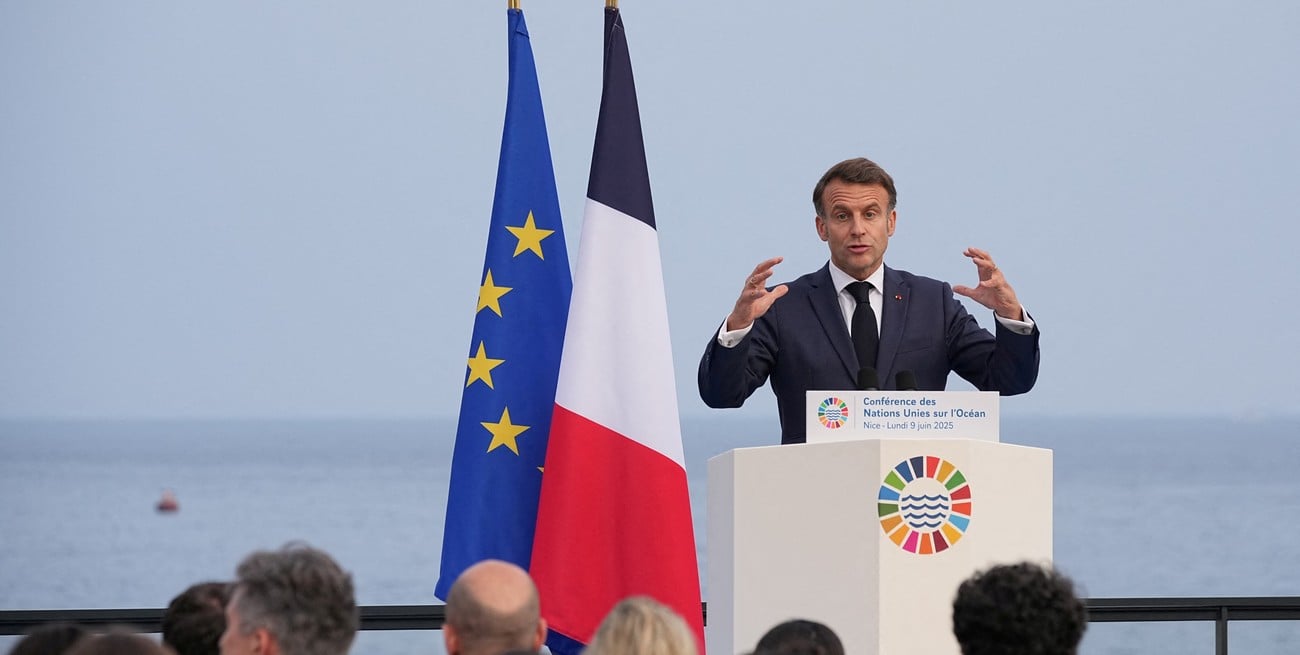 Macron defendió el multilateralismo y rechazó la “venta” de mares y Groenlandia