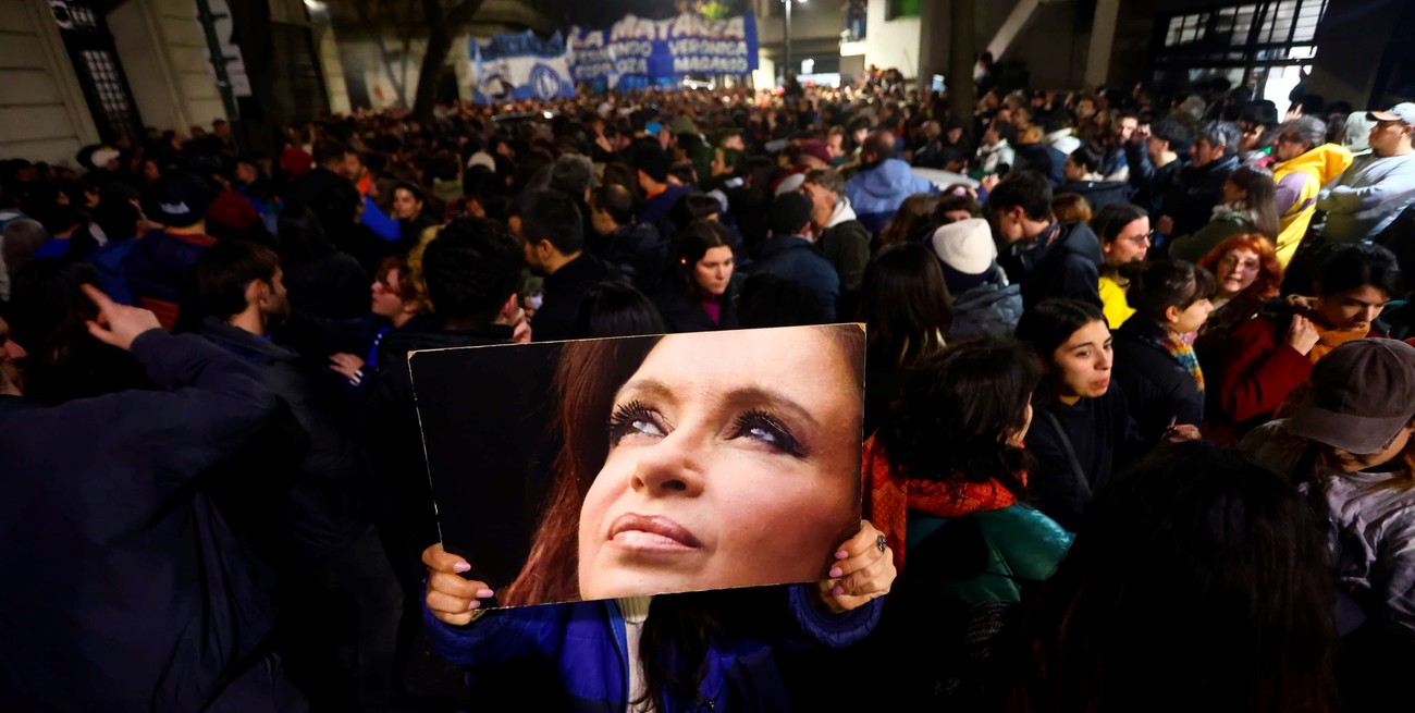 Empresarios piden que se mantenga la "paz social", tras el fallo contra Cristina Kirchner
