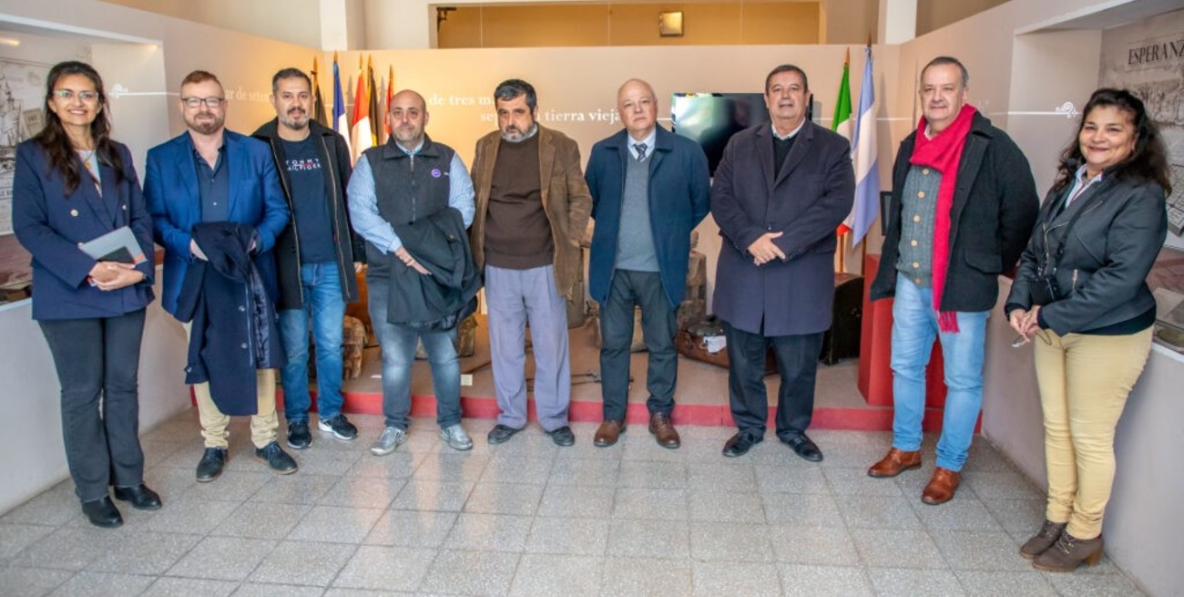 El reconocido científico Gabriel Rabinovich visitó la ciudad de Esperanza