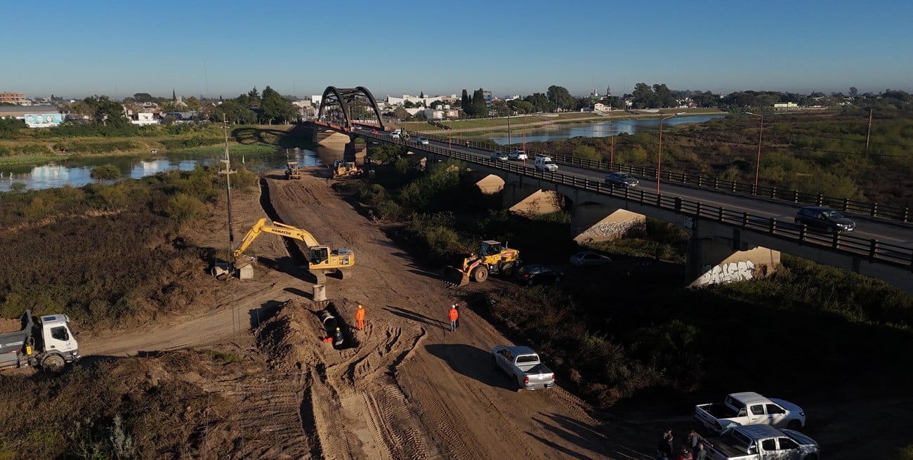 A fin de mes esperan iniciar la colocación de pilotes del nuevo puente entre Santa Fe y Santo Tomé