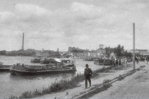 Santa Fe, 1904. Vista del puerto de cabotaje, tomada desde la calle Tucumán hacia el sur. Colección Pedro Cánaves.