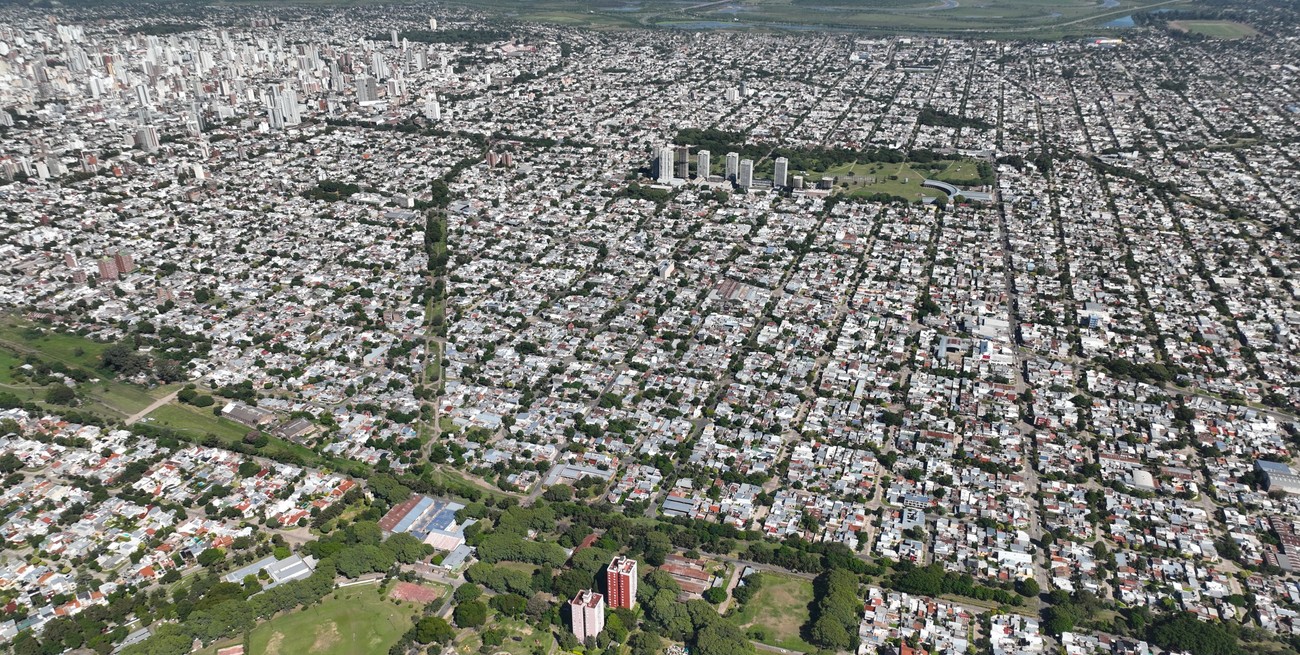 Qué pasó con la bandera de la ciudad de Santa Fe: la palabra de Poletti