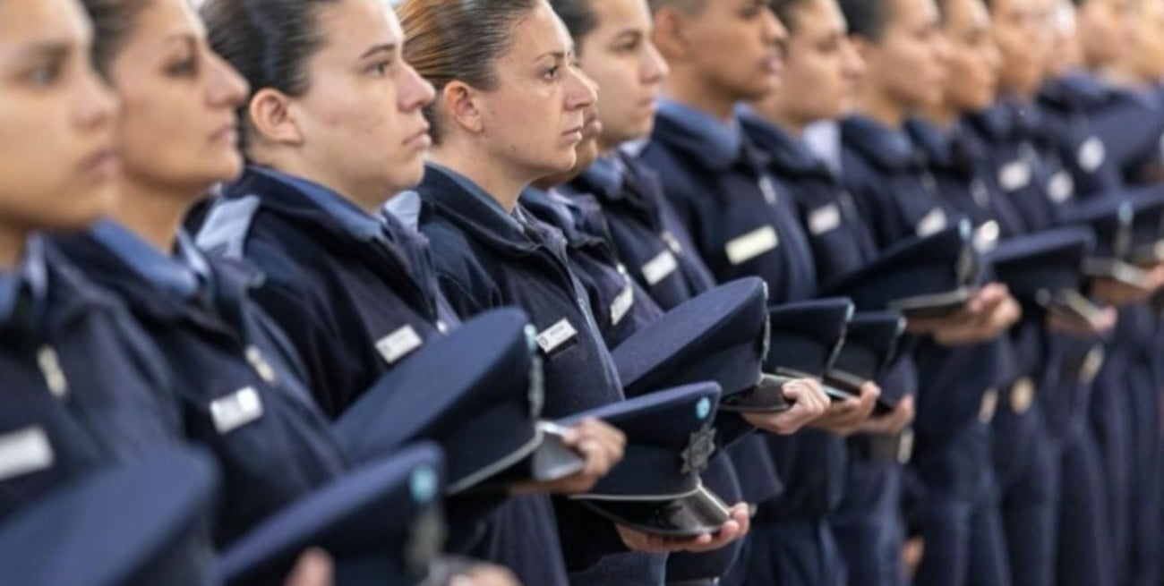 Concursarán más de 2.000 ascensos policiales correspondientes al 2024 en Santa Fe