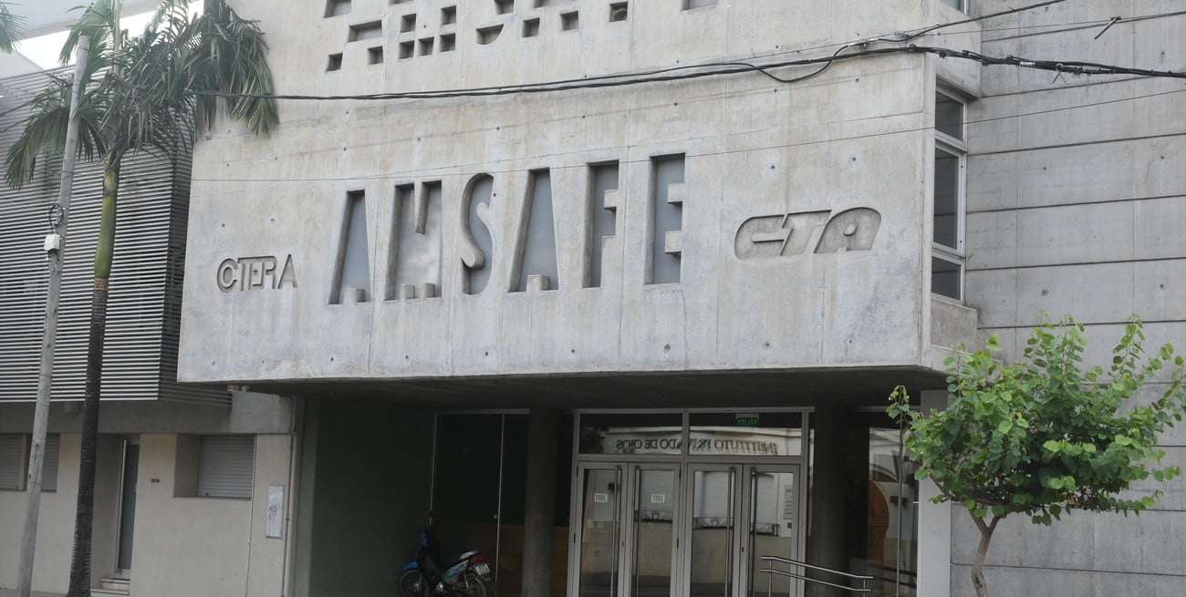 Amsafe adhiere al paro nacional docente de la Ctera del 14 de octubre