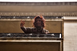 La medida incluye propiedades cedidas a sus hijos, Máximo y Florencia Kirchner.