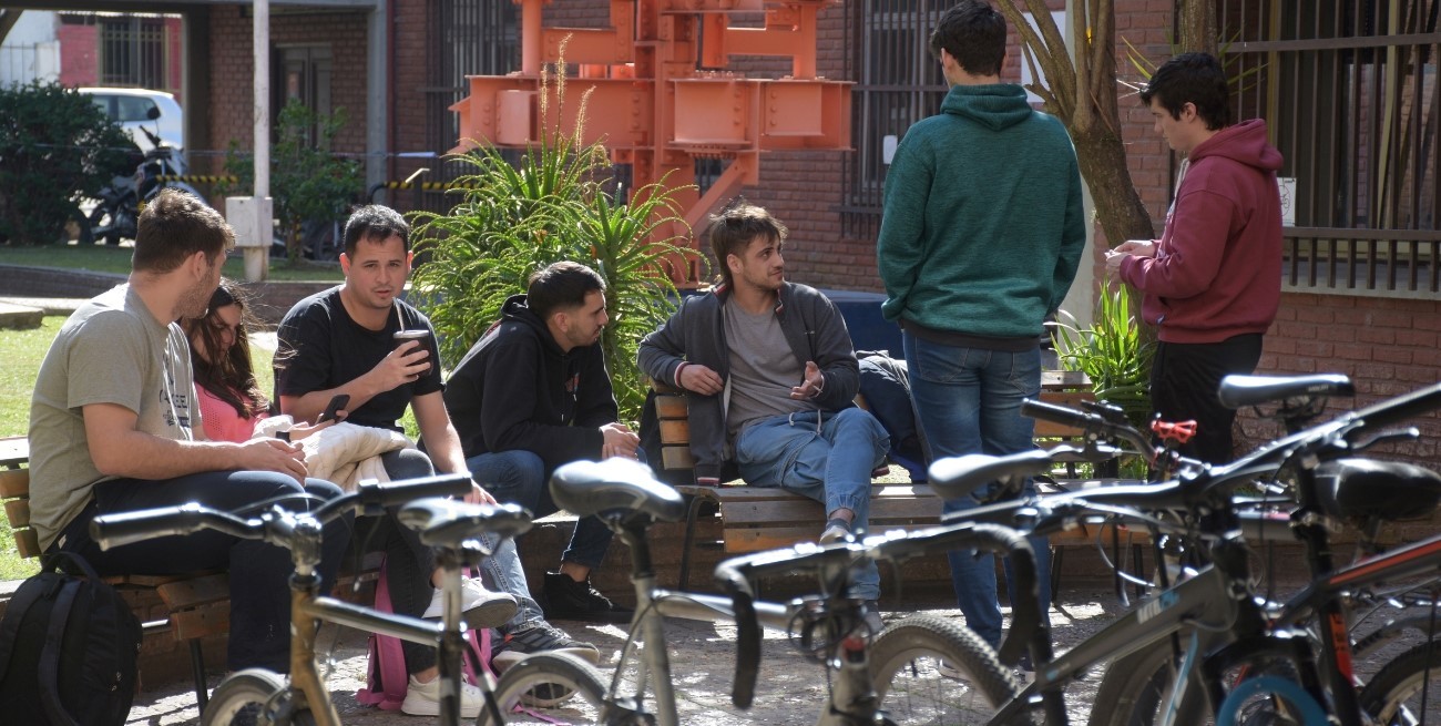 Los estudiantes y las nuevas alternativas de movilidad en Santa Fe