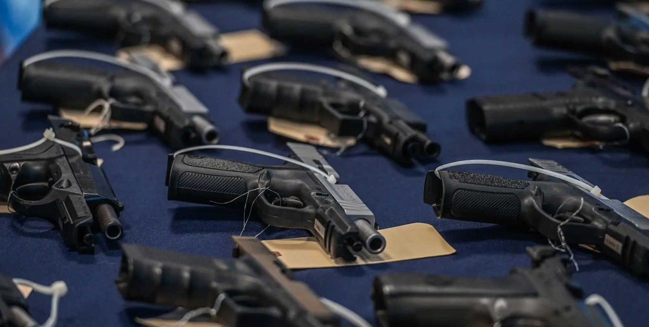 Usuarios civiles podrán acceder a la compra de armas semiautomáticas