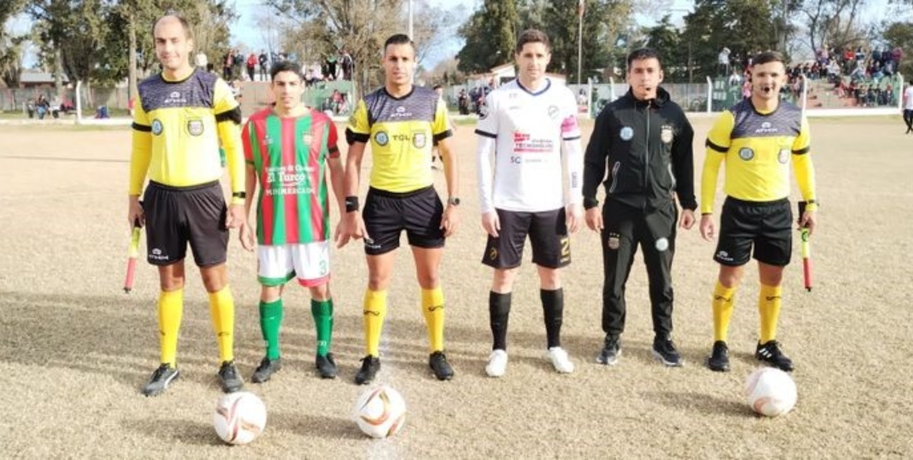 Susto y suspensión: un ataque epiléptico detuvo el partido entre Sarmiento y Pueyrredón