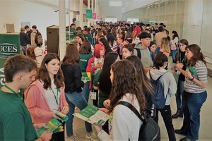 Todos los años se realiza la expo carreras en el Complejo del Viejo Mercado, mostrando la oferta universitaria a las escuelas secundarias de Rafaela y la zona.