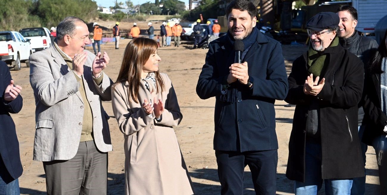 María Luengo: “El nuevo puente Santa Fe - Santo Tomé es un logro del trabajo en equipo entre el intendente y el gobernador”