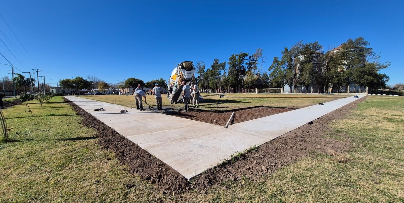 Los Cardos avanza en la transformación de un antiguo vertedero en un moderno Parque