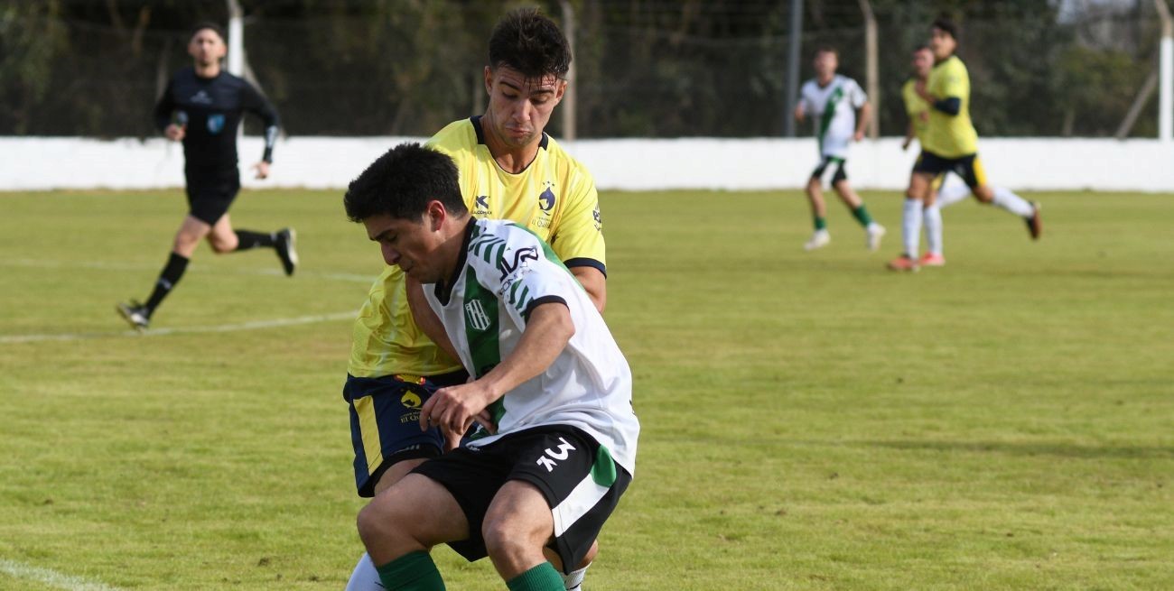Ciclón Norte de Cayastá goleó a Náutico El Quillá