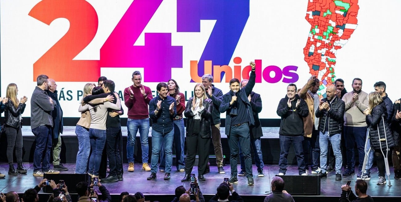 En la previa a la sanción de la Ley Municipios, plenario de Unidos