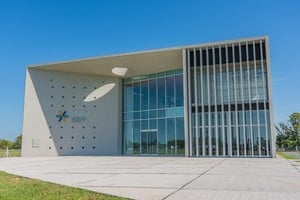 La UNRaf nacida en el marco de la expansión del sistema universitario público argentino entre 2003 y 2015, fue creada por ley el 3 de diciembre de 2014.