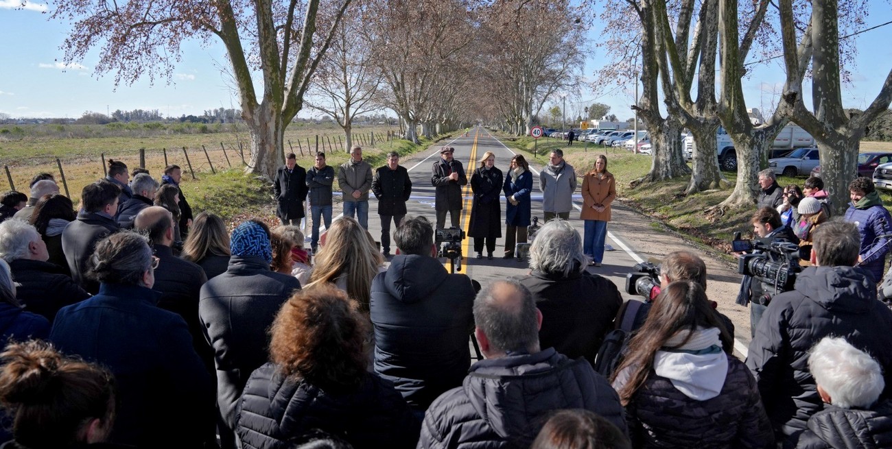 Pullaro dejó habilitada la nueva conexión vial entre Pérez y Soldini