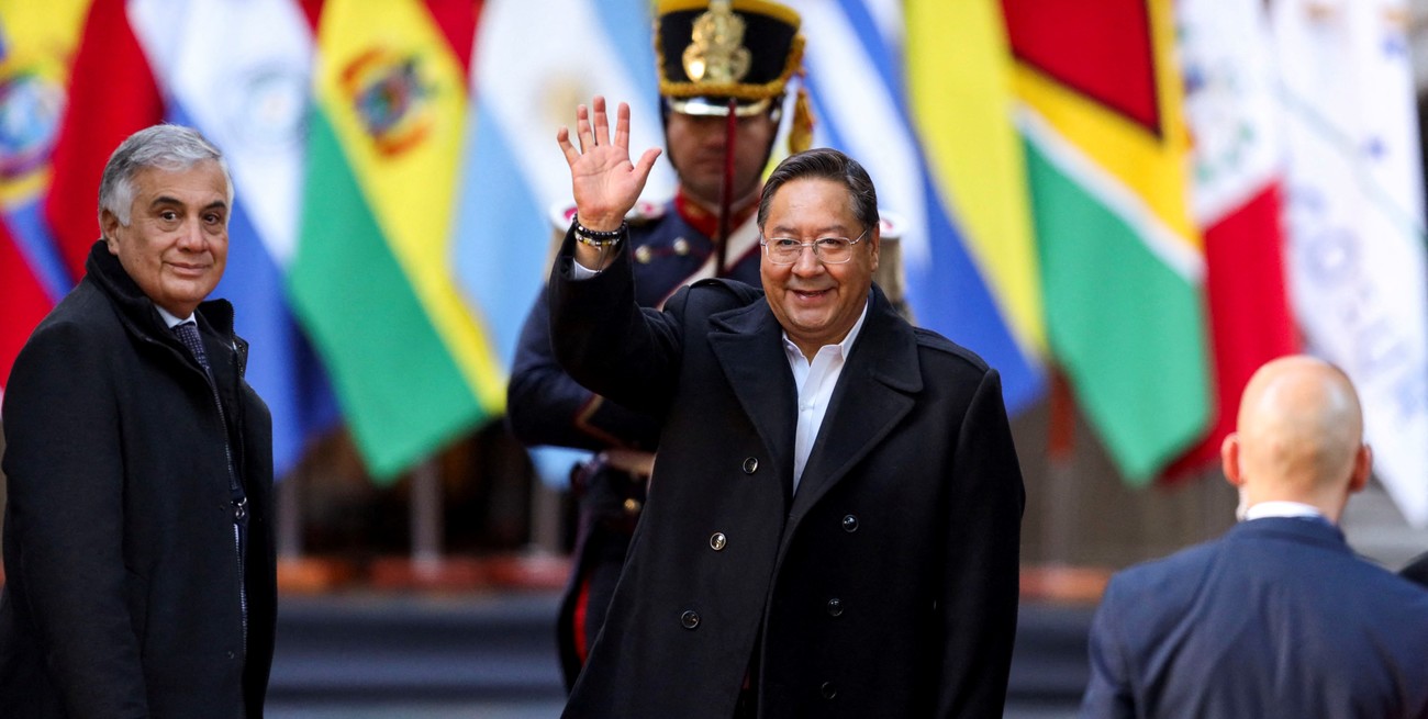 Luis Arce, presidente de Bolivia, renunció a su candidatura al Senado