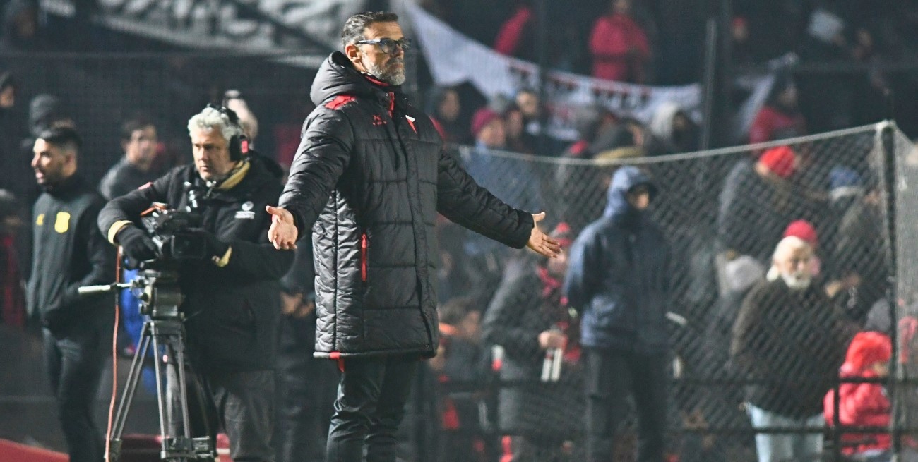 Colón echó a Andrés Yllana