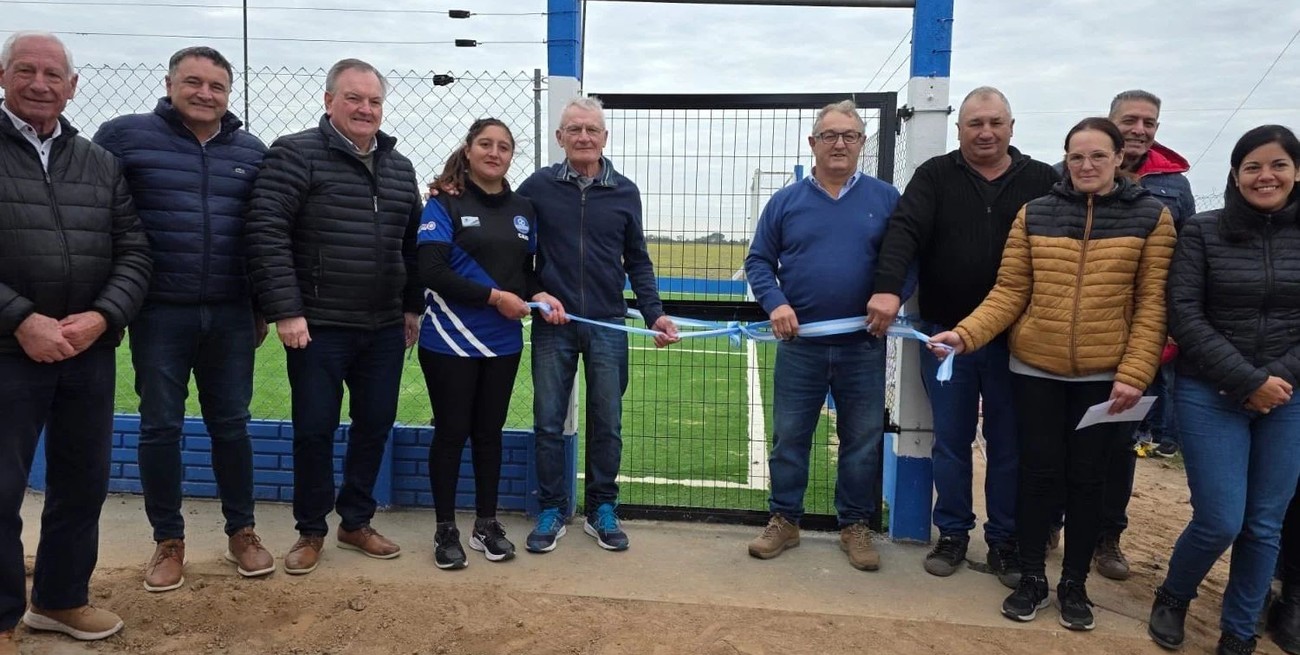 Michlig participó de la inauguración de obras deportivas en Monte Oscuridad
