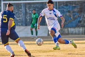 Argentino de Rosario logró un importante triunfo ante Sportivo Barracas.