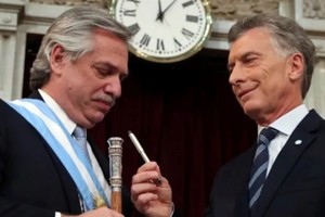 Alberto Fernández y Mauricio Macri, presidentes de Argentina para los periodos 2019-2023 y 2015-2019 respectivamente.