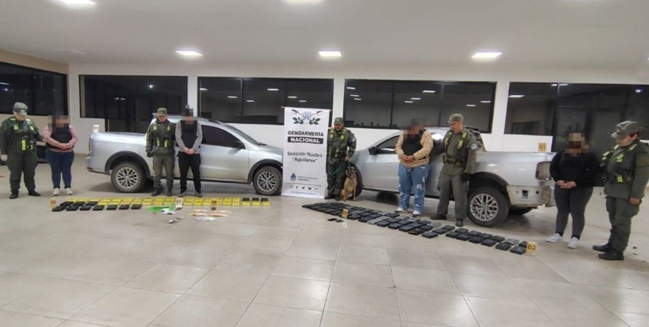 Gendarmería secuestró 100 kg de cocaína en dos camionetas en un control vial en Tucumán