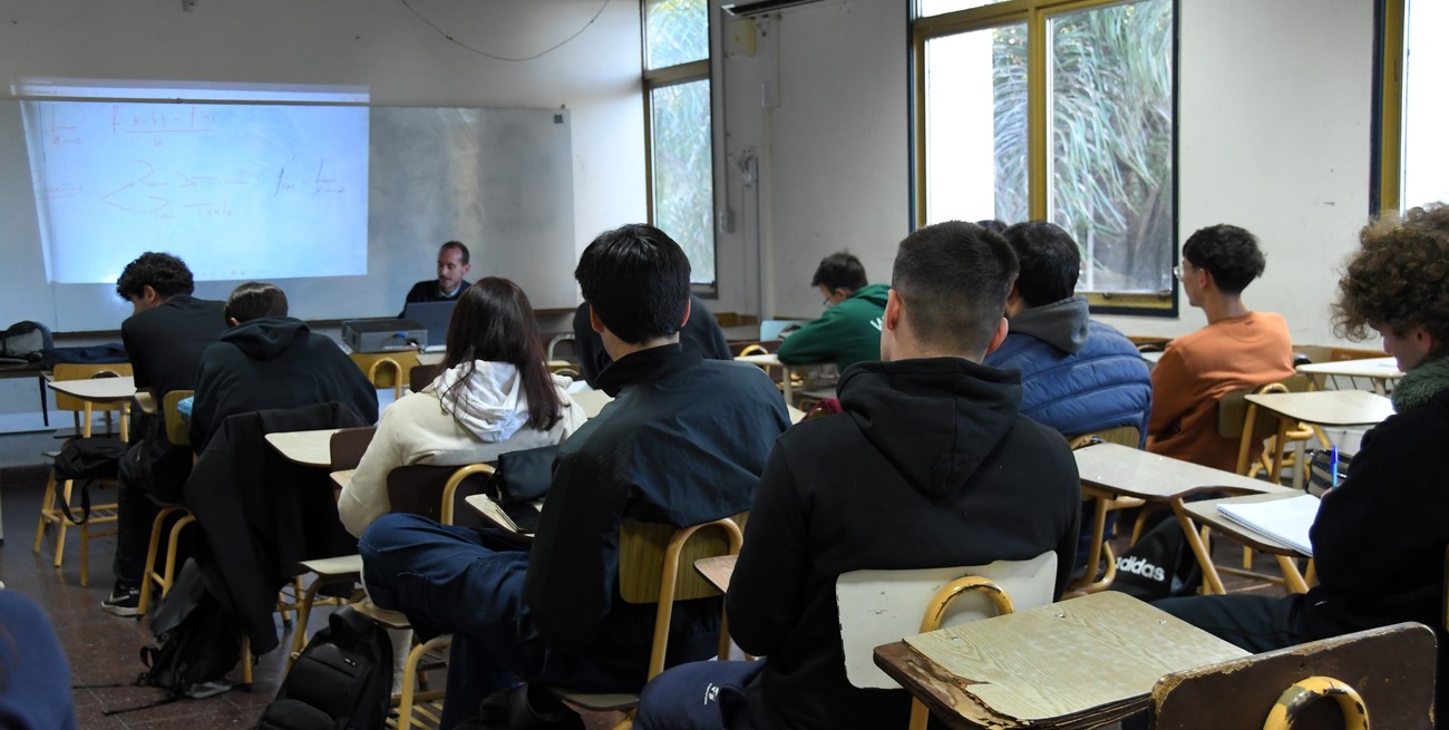 El gobierno nacional actualiza los planes de estudio de 11 carreras universitarias