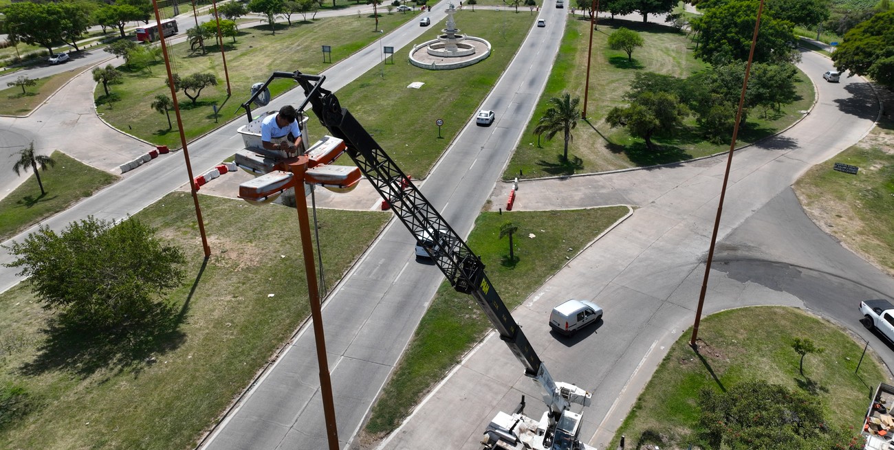 Qué plan tiene el municipio de Santa Fe para mantener el sistema de luminarias en la Costa