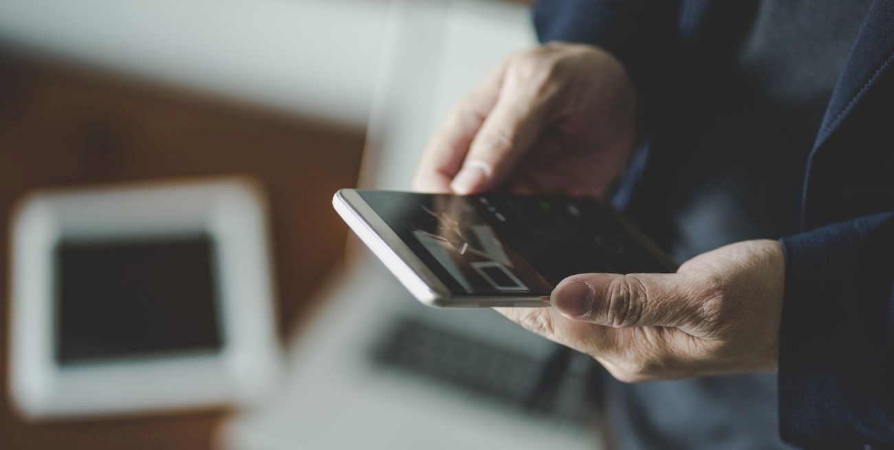 Sobrecarga cognitiva: ¿qué le pasa al cerebro al ver videos a velocidad rápida?