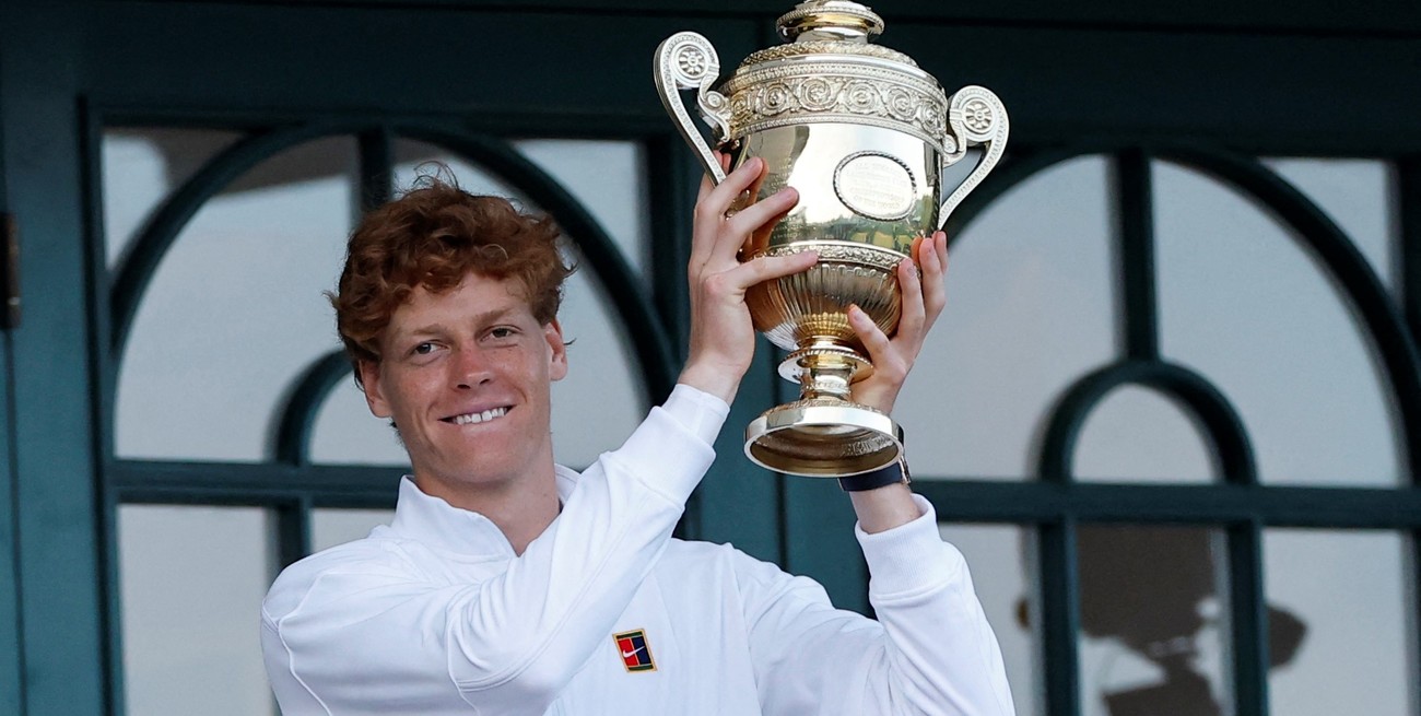 Sinner dio vuelta el partido ante Alcaraz y se coronó en Wimbledon