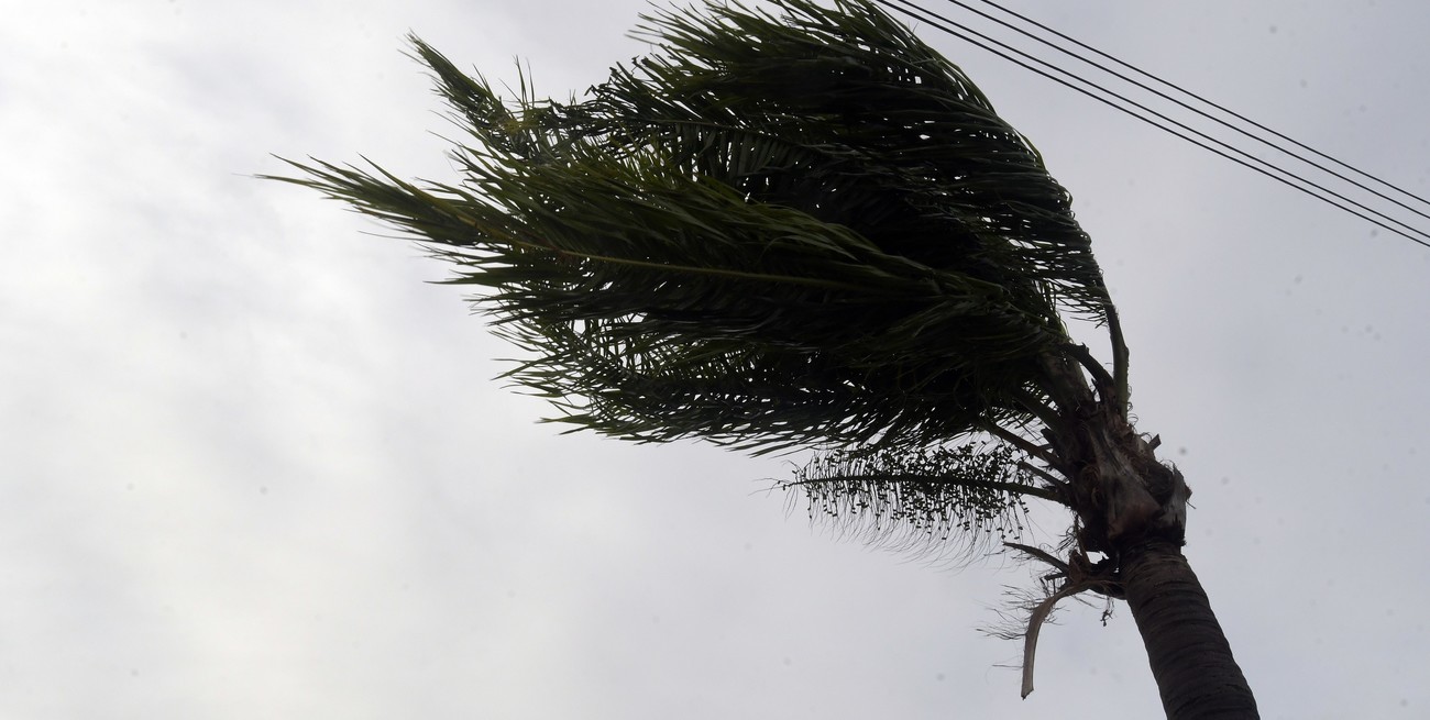 Alerta por vientos fuertes en Córdoba, Mendoza y otras cinco provincias de Argentina
