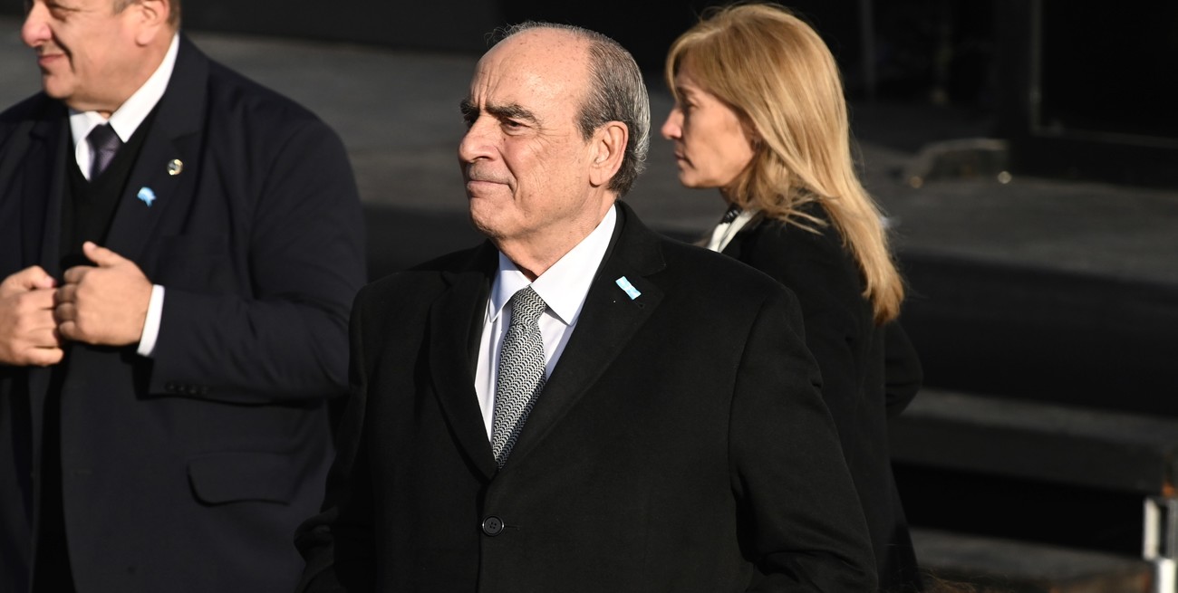 Francos: "No se puede resolver la economía en un año y medio"